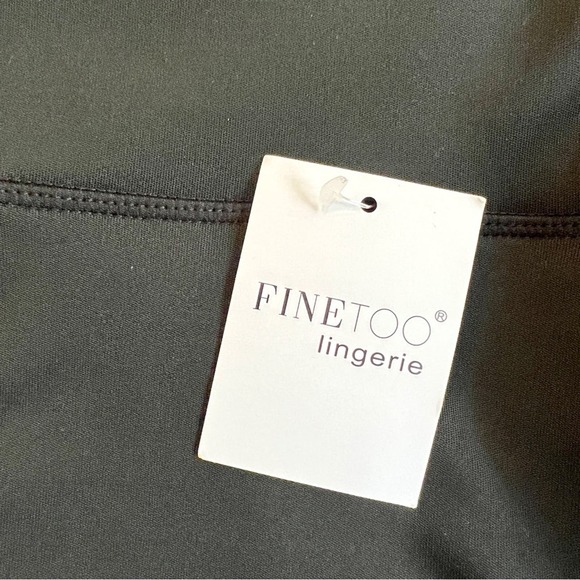 TWO PAIR Women’s Athletic Workout Leggings Pants XL New With Tags - Picture 5 of 10